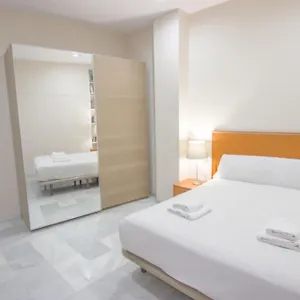 Apartamento Rentalsevilla En Barrio Santa Cruz Con Parking, Sevilla