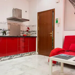 Apartamento Rg Triana, Calle Castilla Con Patio, Sevilla