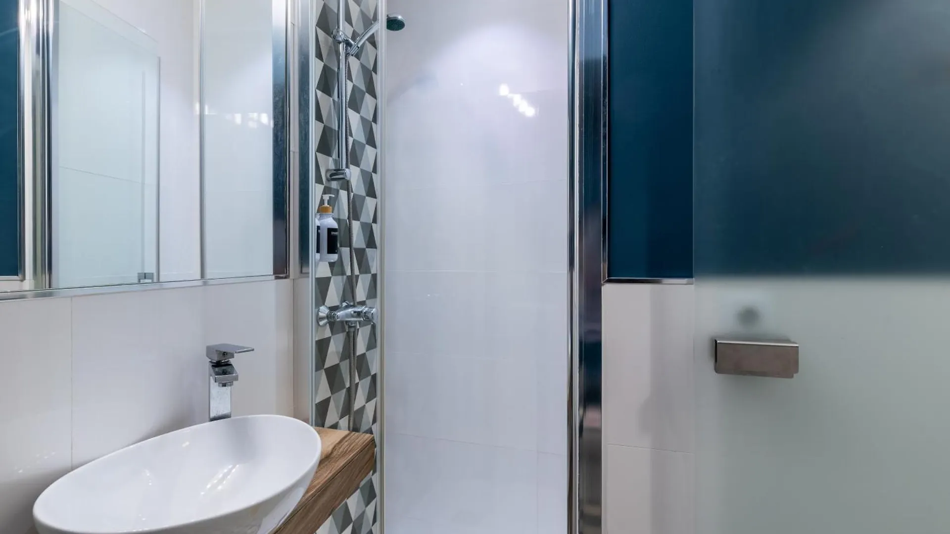 Apartamentos Rg Goyeneta Sevilla Lägenhet
