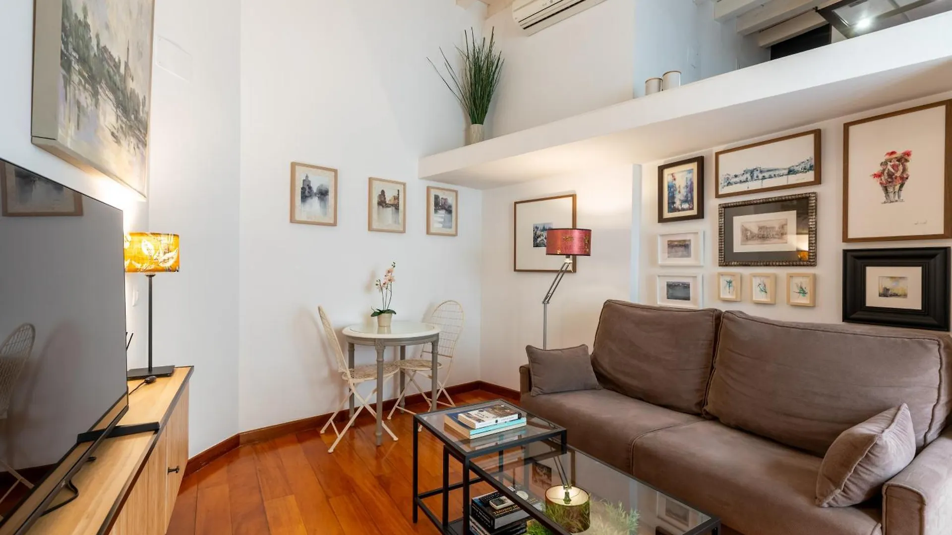 Apartamentos Rg Goyeneta Sevilla Lägenhet
