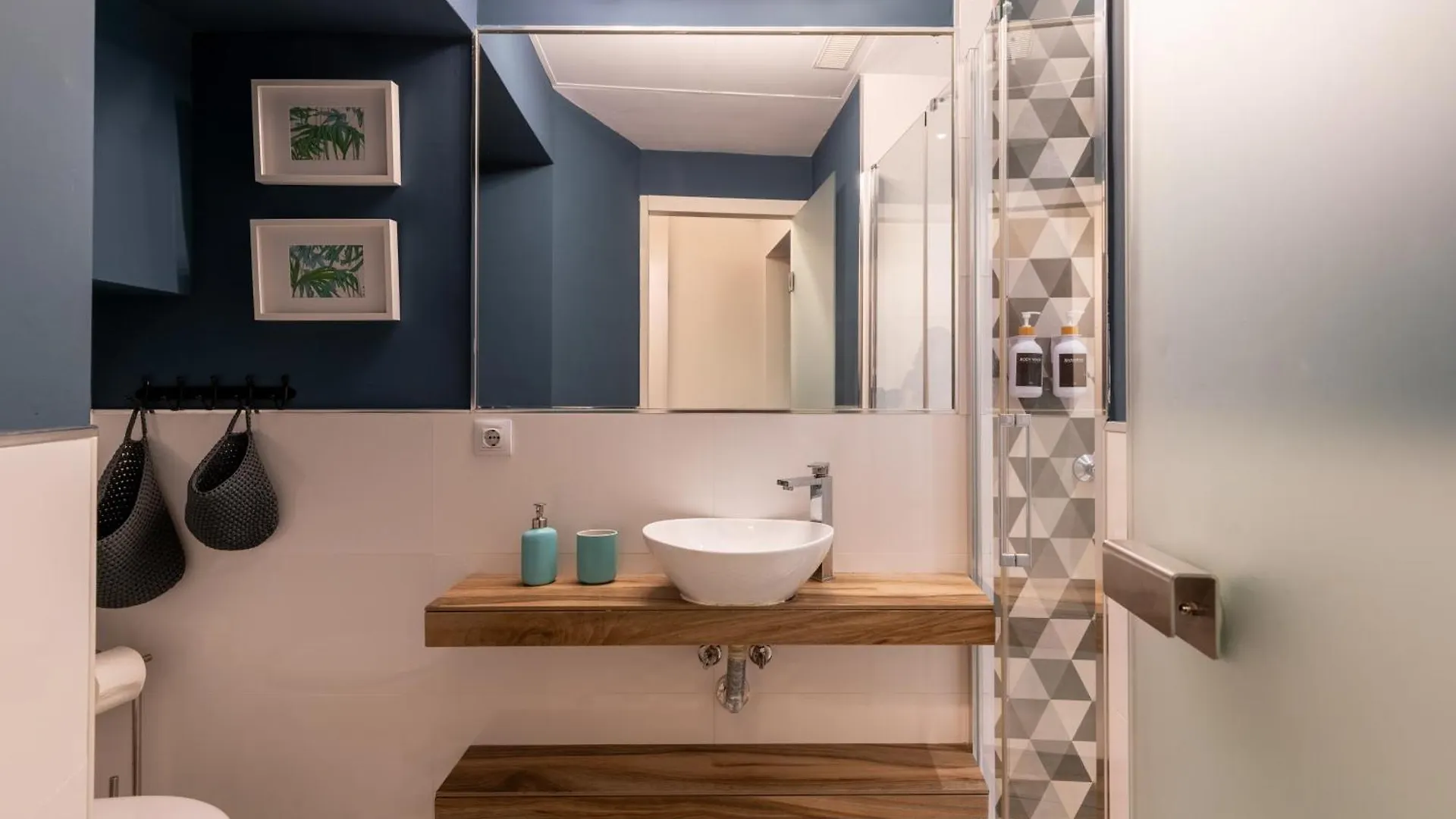 Lägenhet Apartamentos Rg Goyeneta Sevilla